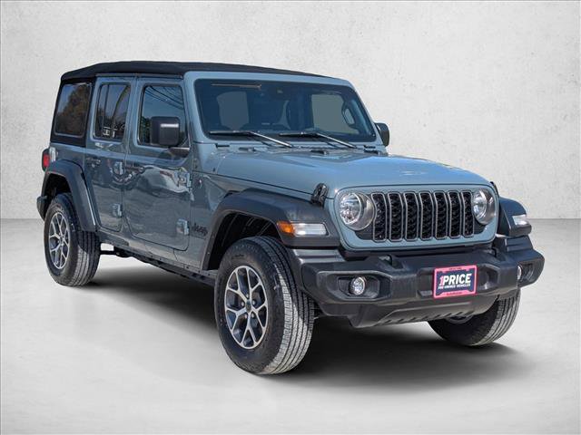 Used 2024 Jeep Wrangler Unlimited Sport AWD/4WD image 3