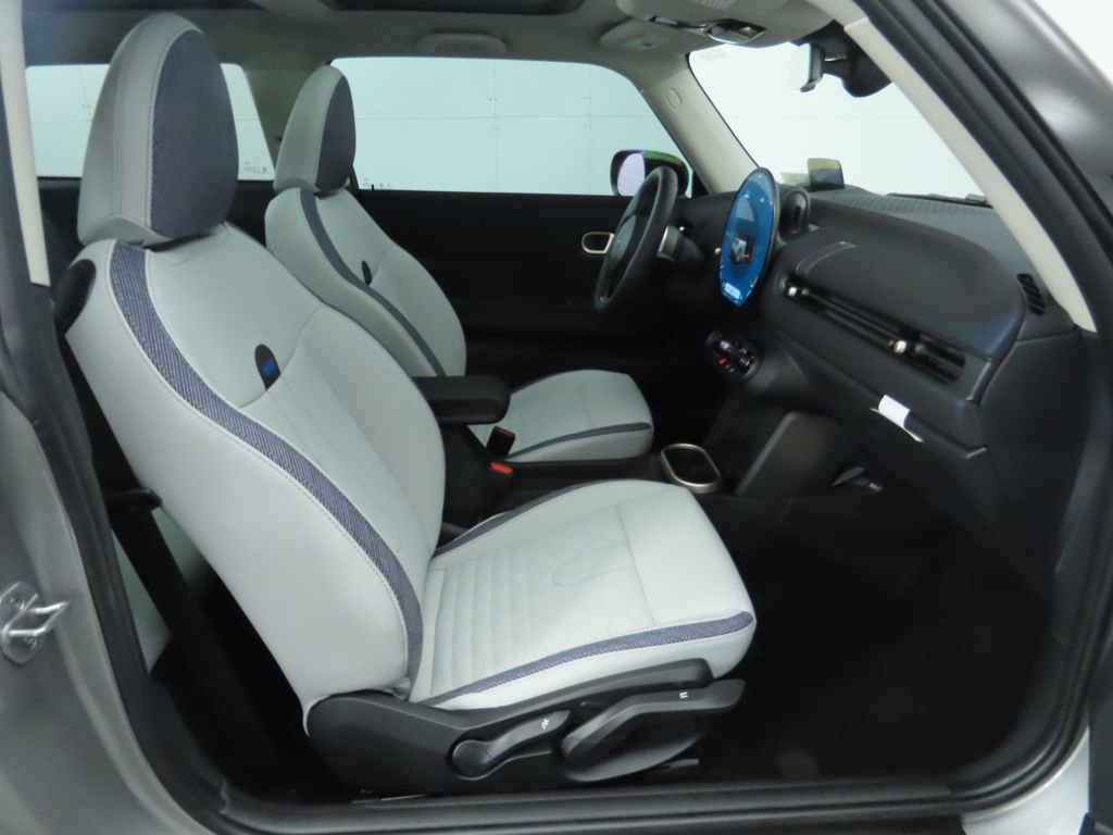 Used 2025 MINI Cooper S image 23