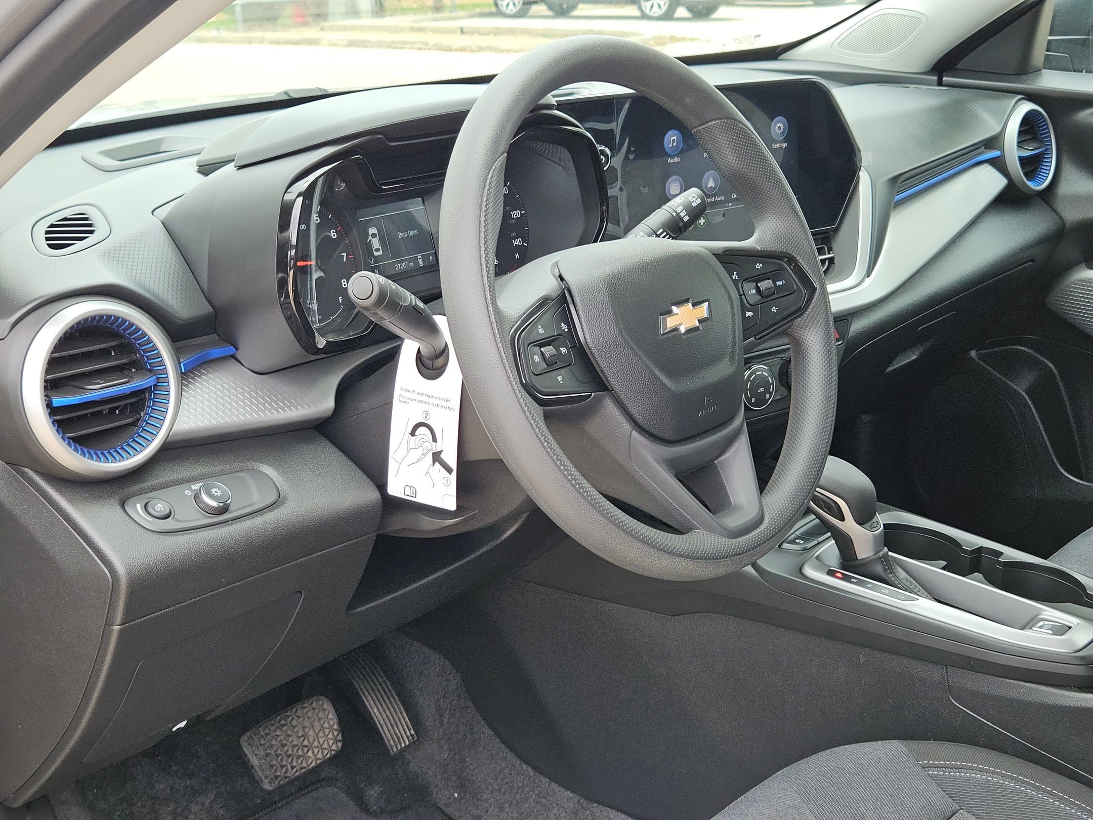 Certified 2024 Chevrolet Trax LS image 10