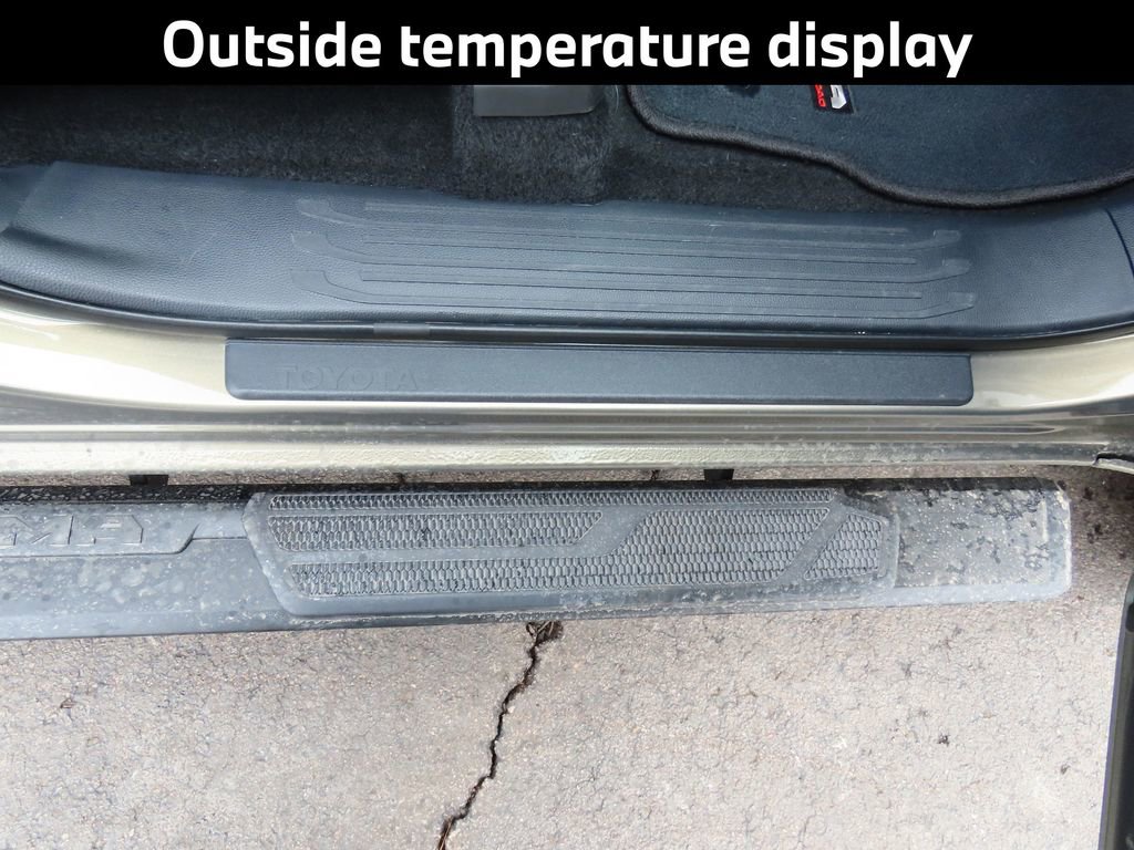 Used 2024 Toyota Tacoma TRD Off-Road image 14