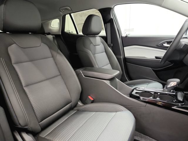 New 2026 Chevrolet Trax LT w/ LT Convenience Package FWD image 33