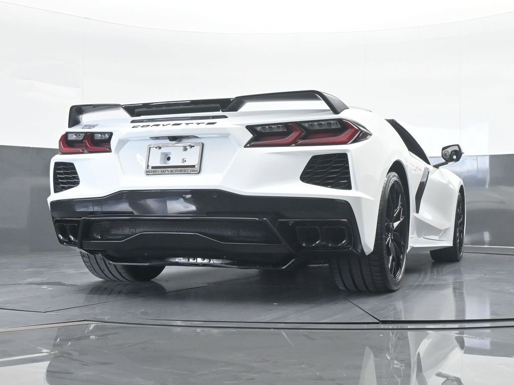 Used 2024 Chevrolet Corvette Stingray Convertible w/ Z51 Performance Package image 55