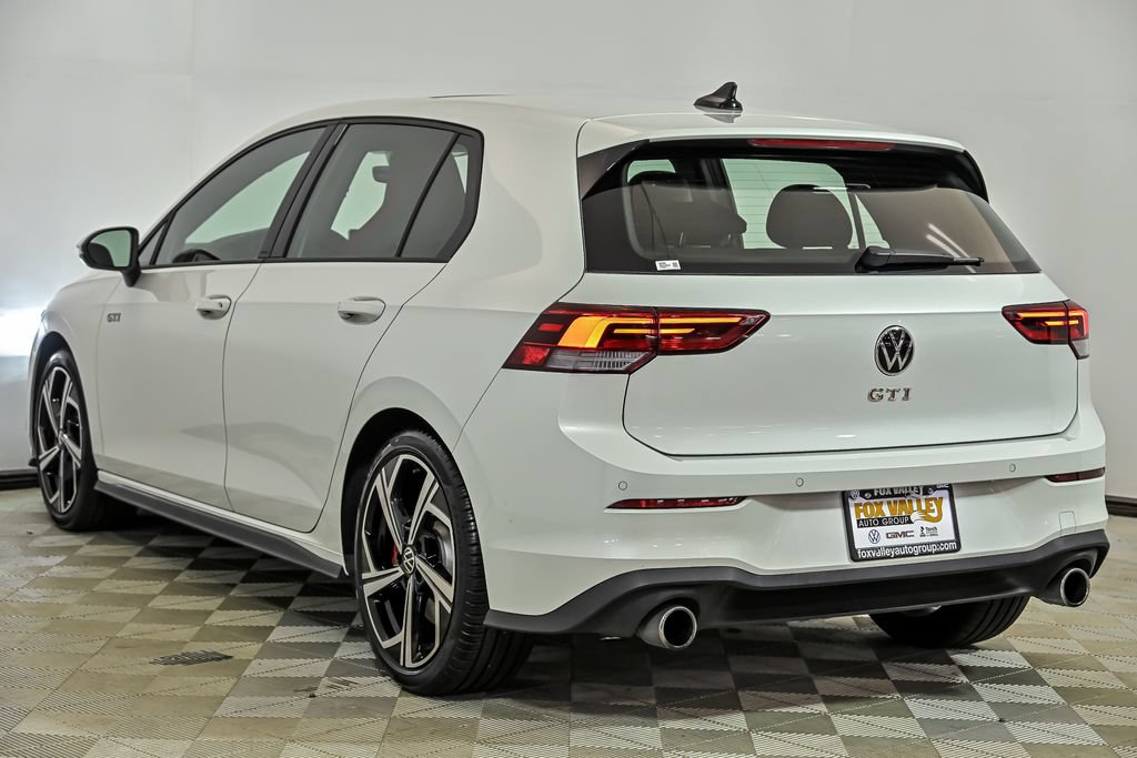 Used 2025 Volkswagen GTI SE FWD image 6
