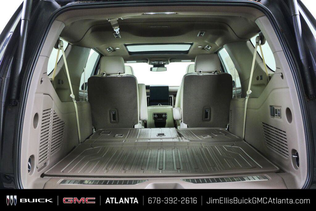 New 2026 GMC Yukon XL Denali w/ Sun & Power Step Package AWD/4WD image 36