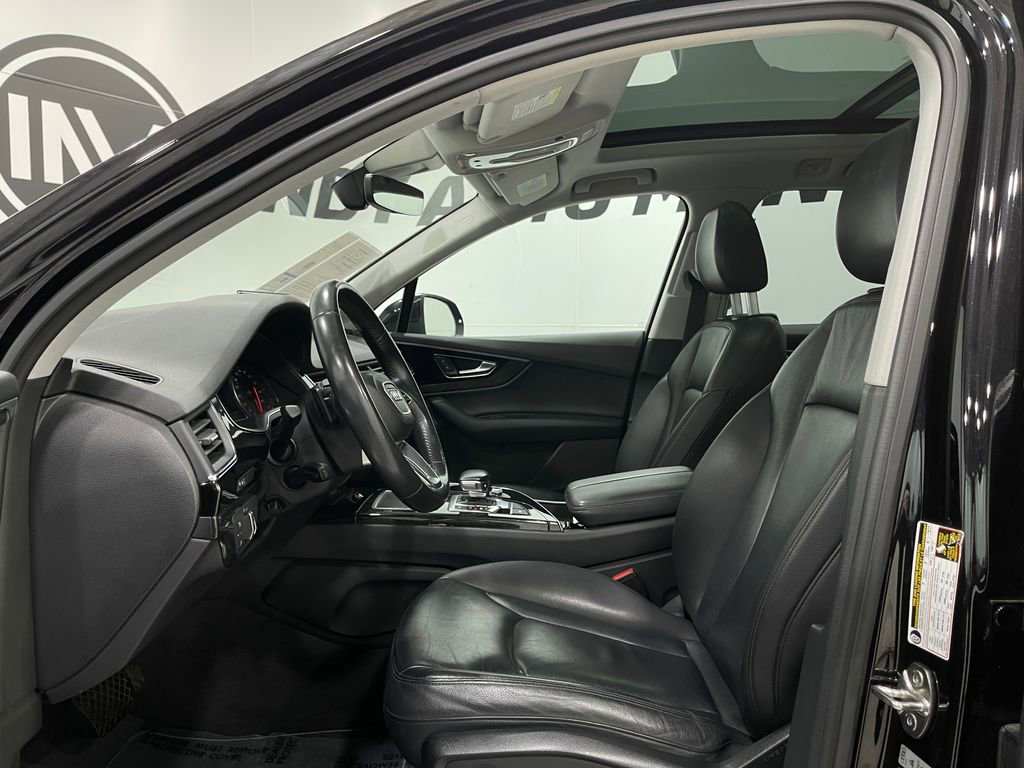 Used 2018 Audi Q7 3.0T Premium Plus w/ Premium Plus Package image 13