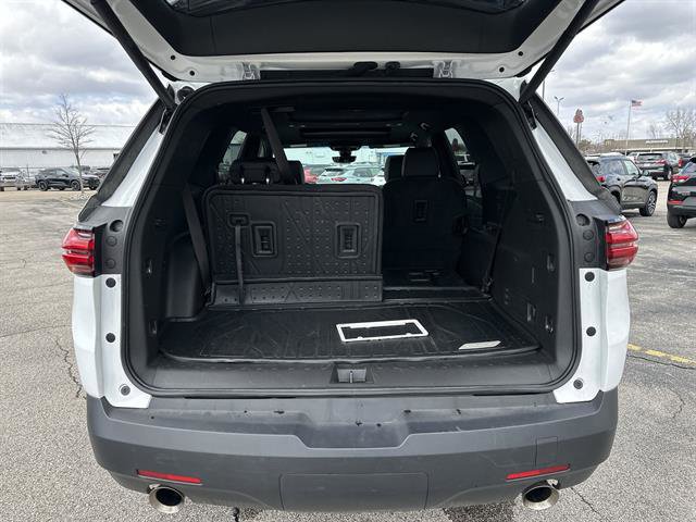 Used 2023 Chevrolet Traverse RS w/ LPO, Floor Liner Package image 19