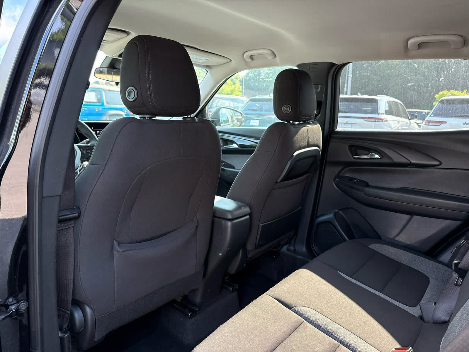 Used 2024 Chevrolet TrailBlazer LT w/ Driver Confidence Package FWD image 27