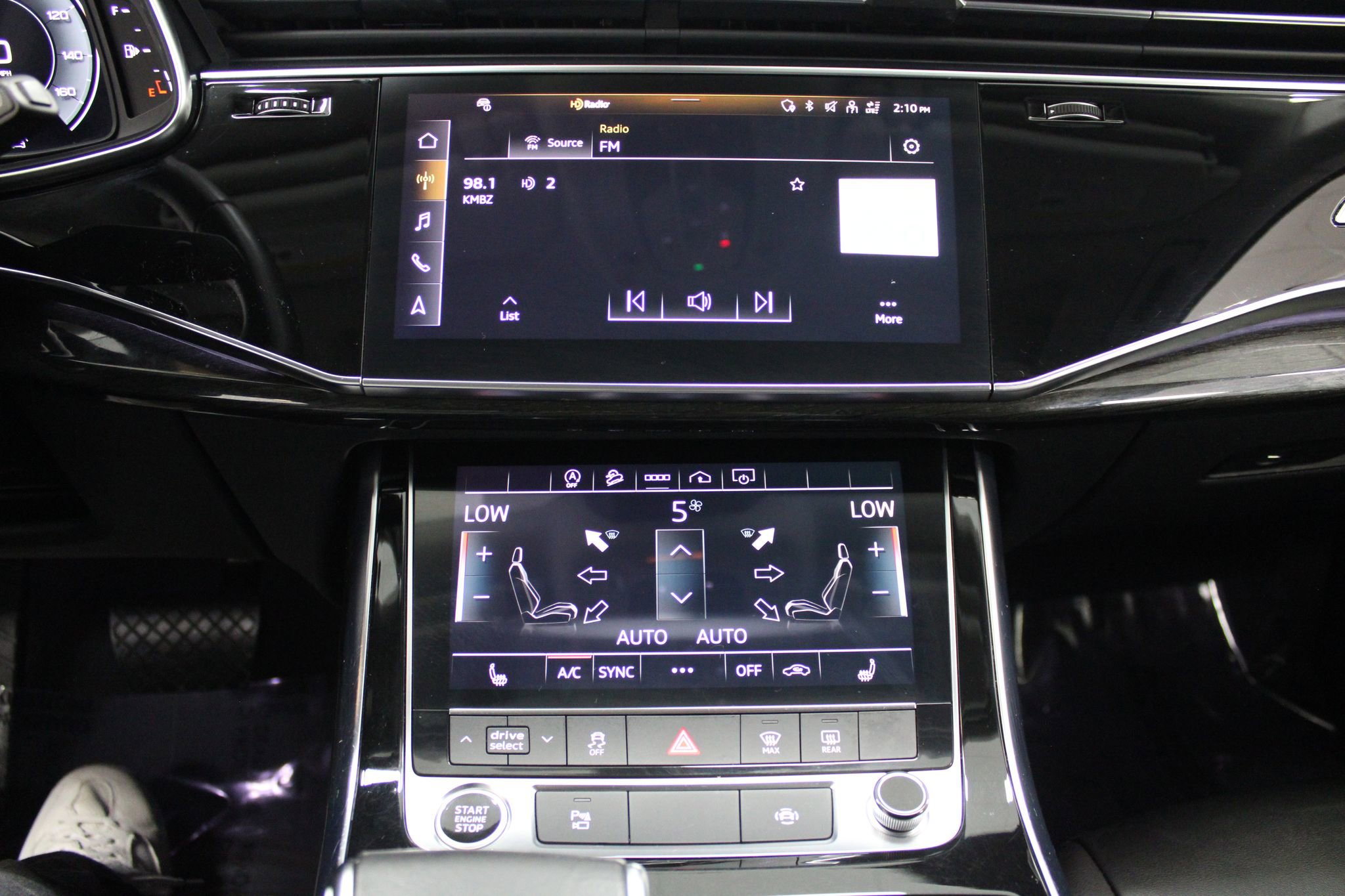Used 2023 Audi Q7 3.0T Premium Plus AWD/4WD image 41