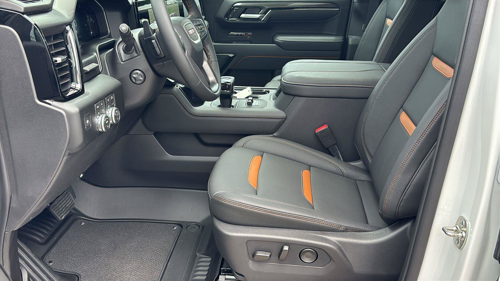 New 2026 GMC Sierra 1500 AT4 w/ AT4 Premium Package AWD/4WD image 15