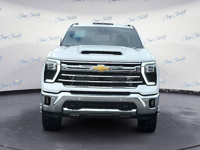 Used 2024 Chevrolet Silverado 3500 LTZ w/ LTZ Convenience Package image 8