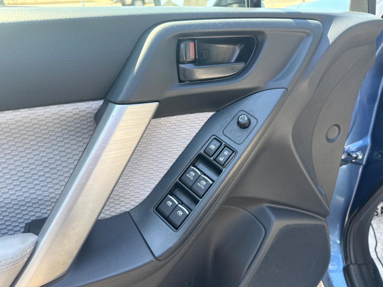 Used 2017 Subaru Forester 2.5i w/ Popular Package #2A image 16