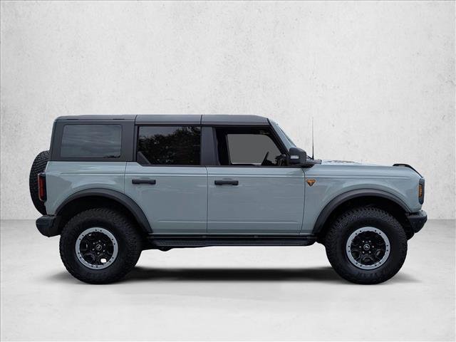 Used 2024 Ford Bronco Badlands image 2