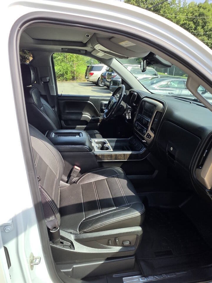 Used 2016 GMC Sierra 1500 Denali w/ Enhanced Driver Alert Package AWD/4WD image 13