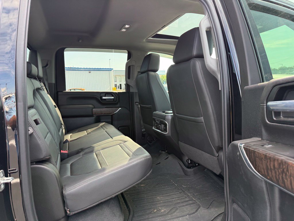 Used 2021 GMC Sierra 2500 Denali w/ Denali Ultimate Package AWD/4WD image 16