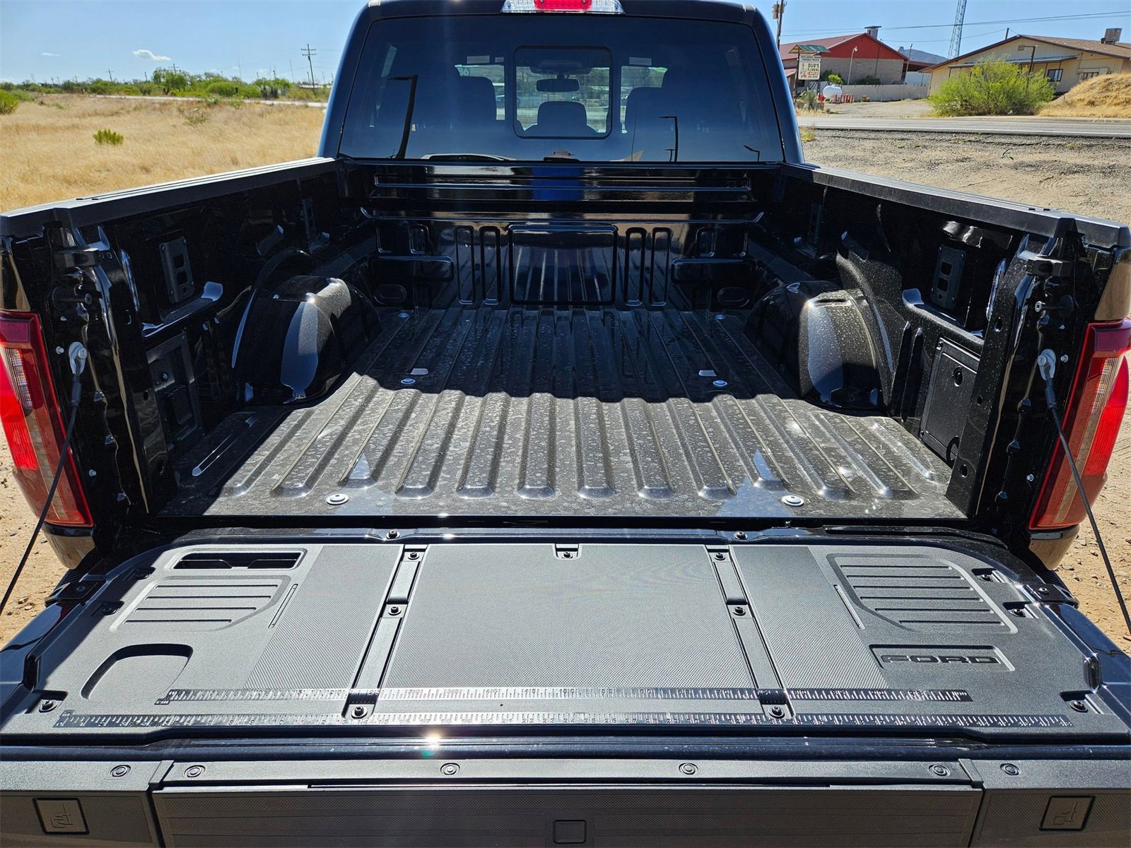 New 2025 Ford F150 XLT w/ Equipment Group 302A MID image 7