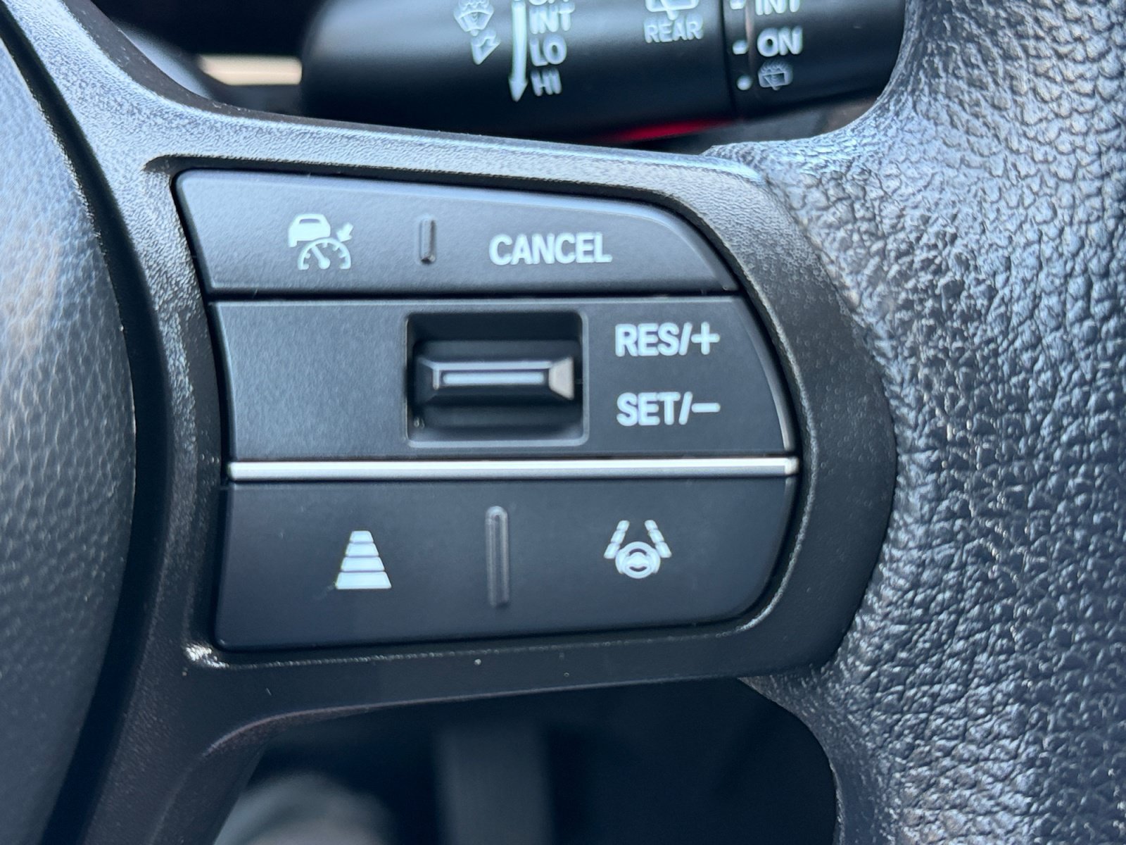Used 2025 Honda CR-V LX image 22