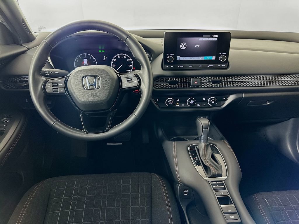 Used 2025 Honda HR-V Sport image 21