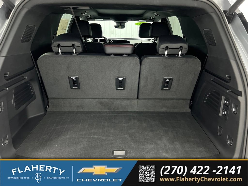 Used 2026 Chevrolet Traverse RS FWD image 20