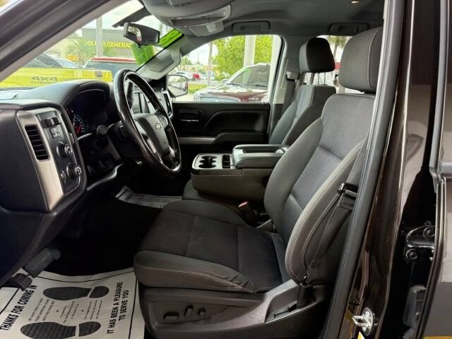 Used 2018 Chevrolet Silverado 1500 LT w/ All Star Edition AWD/4WD image 11