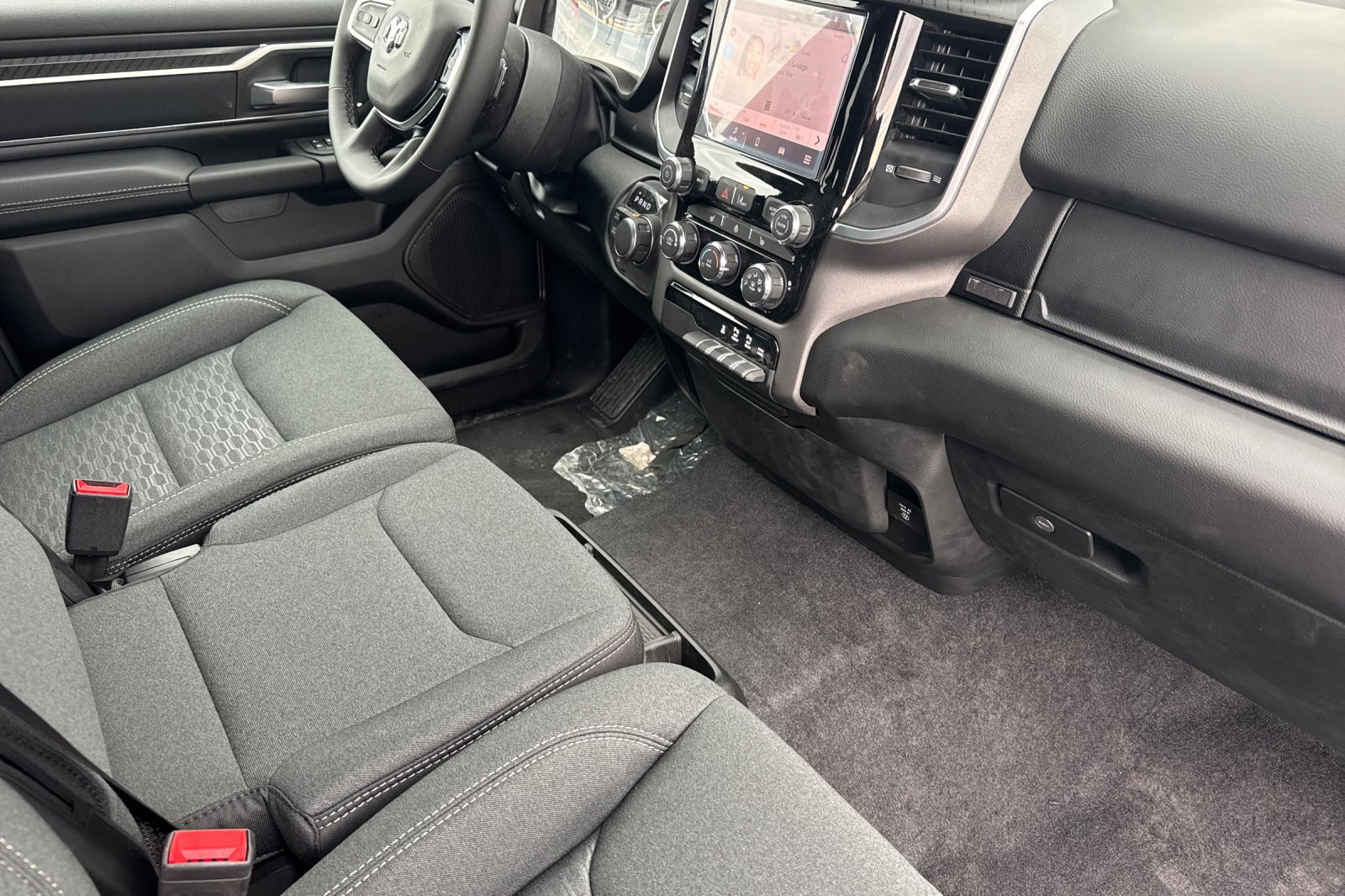 New 2026 RAM 1500 Big Horn AWD/4WD image 14