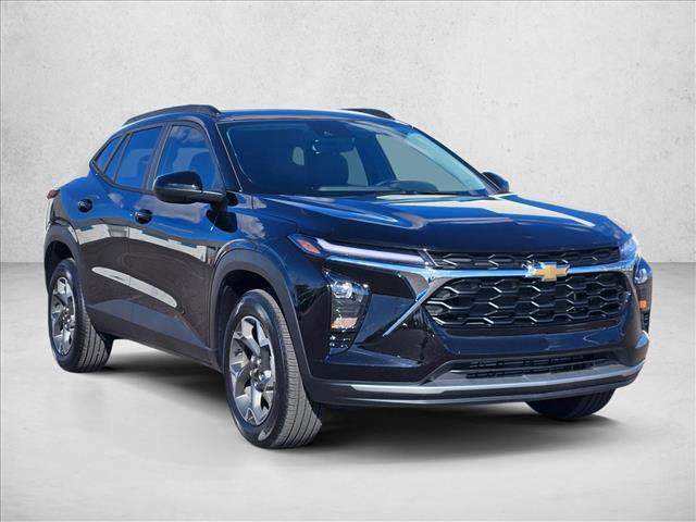 Used 2026 Chevrolet Trax LT w/ LT Convenience Package image 3