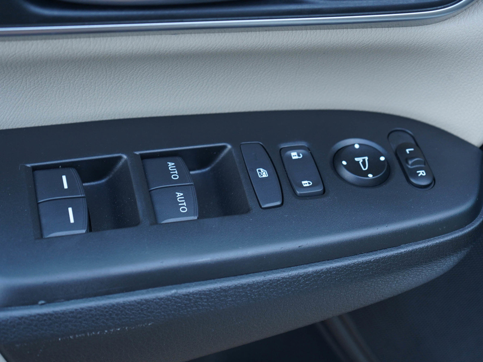 Used 2019 Honda CR-V EX-L image 20