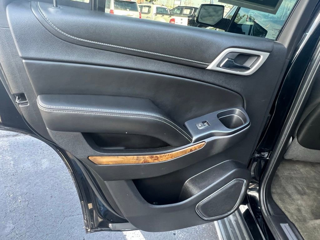 Used 2015 GMC Yukon Denali w/ Touring Package image 14