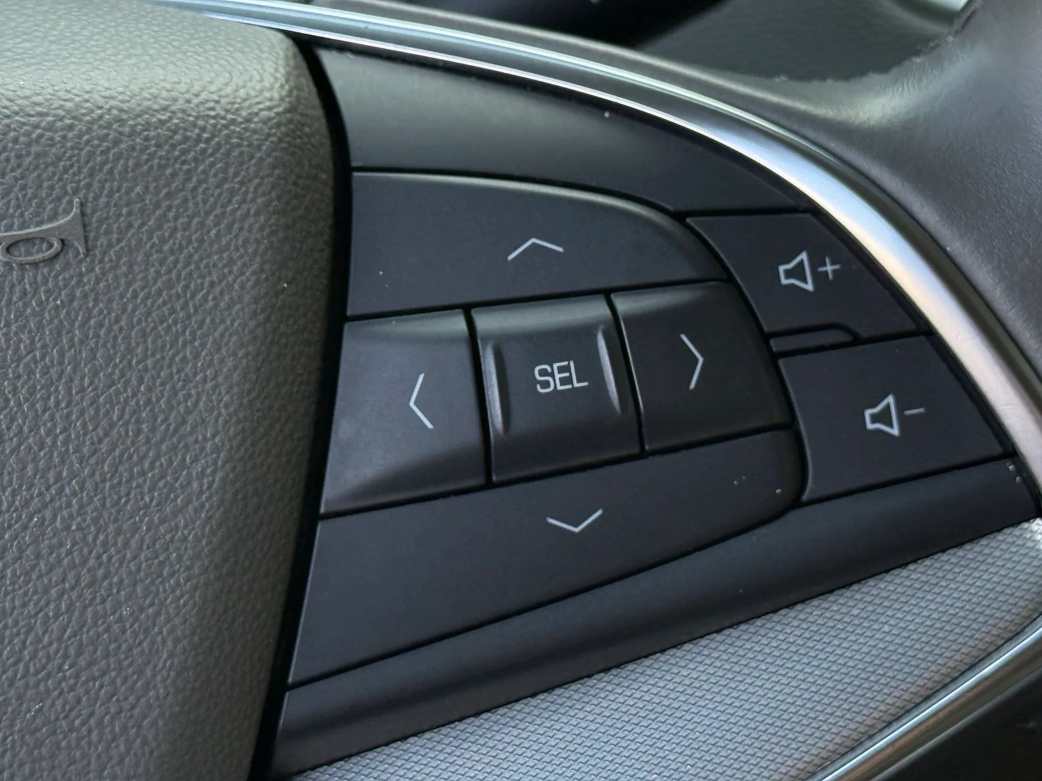 Used 2020 Cadillac XT5 Premium Luxury FWD image 32