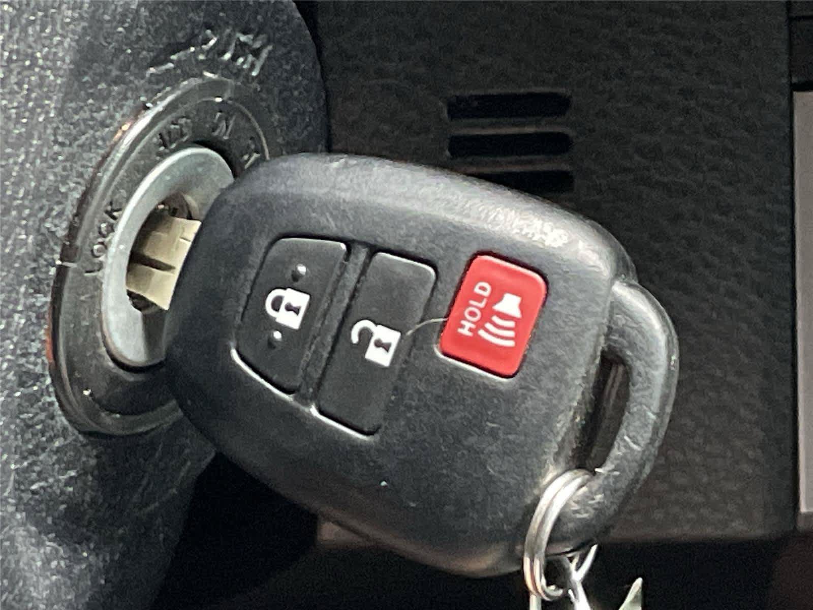 Used 2021 Toyota Tacoma SR AWD/4WD image 22