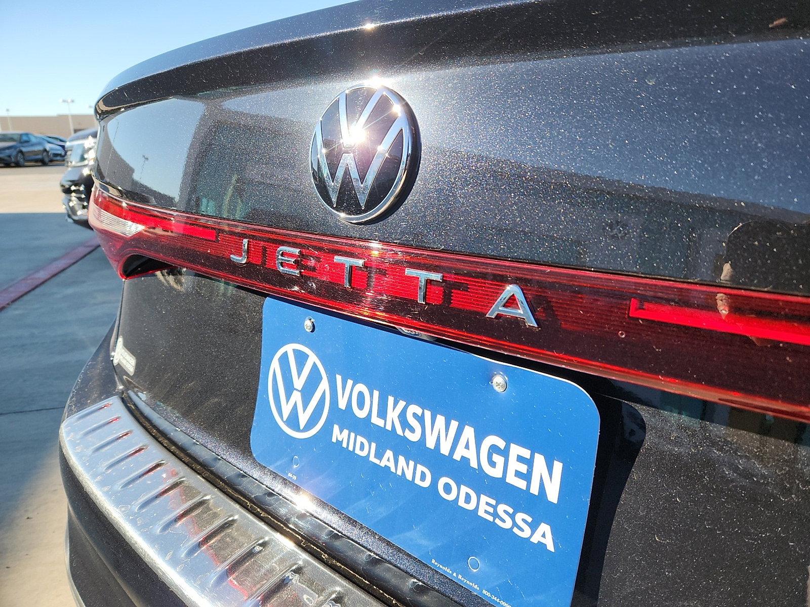 Certified 2025 Volkswagen Jetta Sport image 10