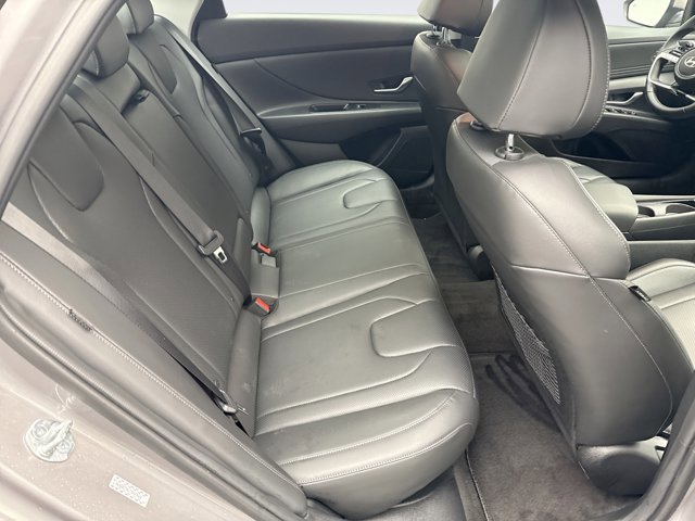 Used 2024 Hyundai Elantra Limited image 21