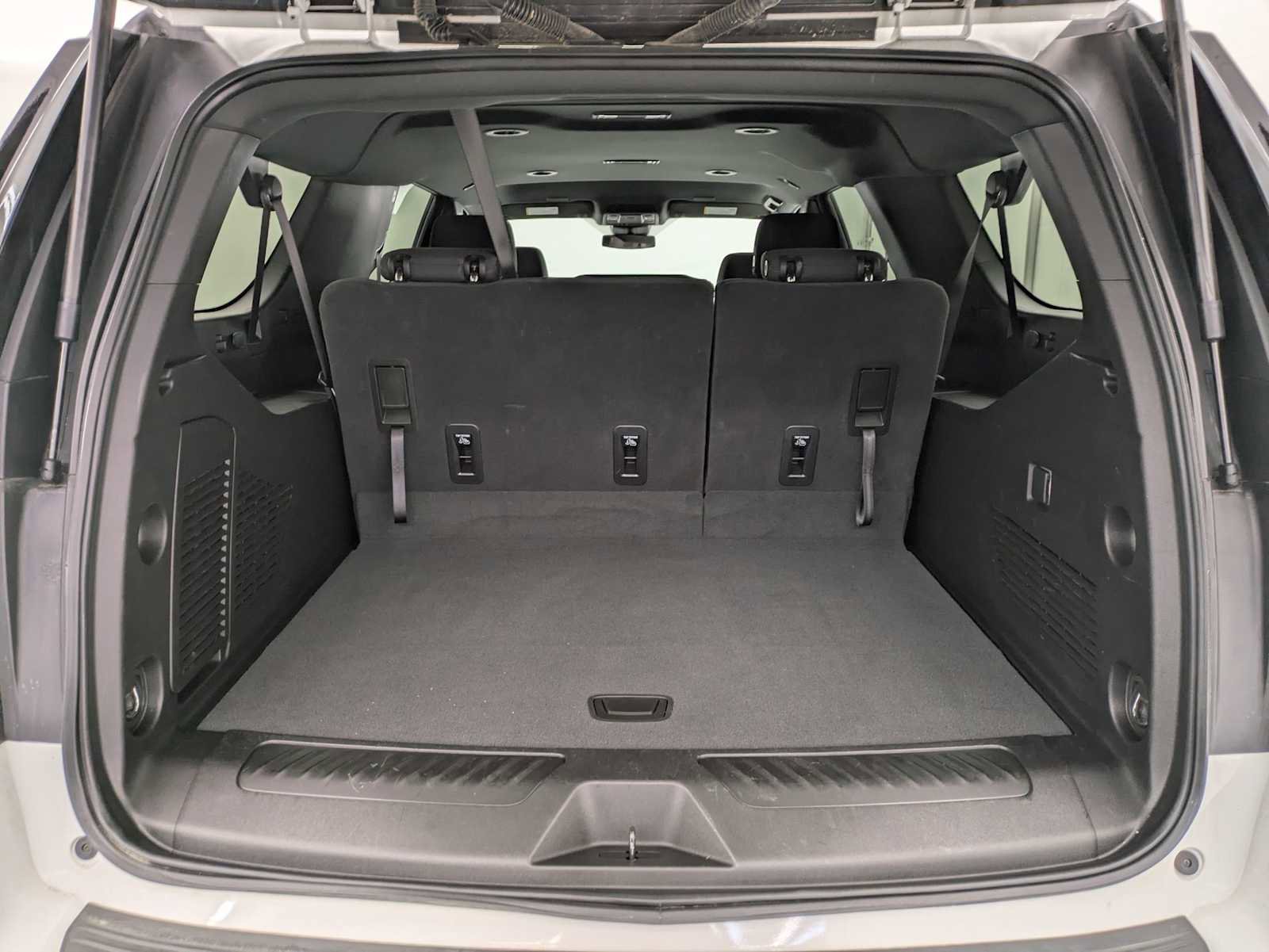 Used 2025 Chevrolet Suburban LS w/ Max Trailering Package image 30