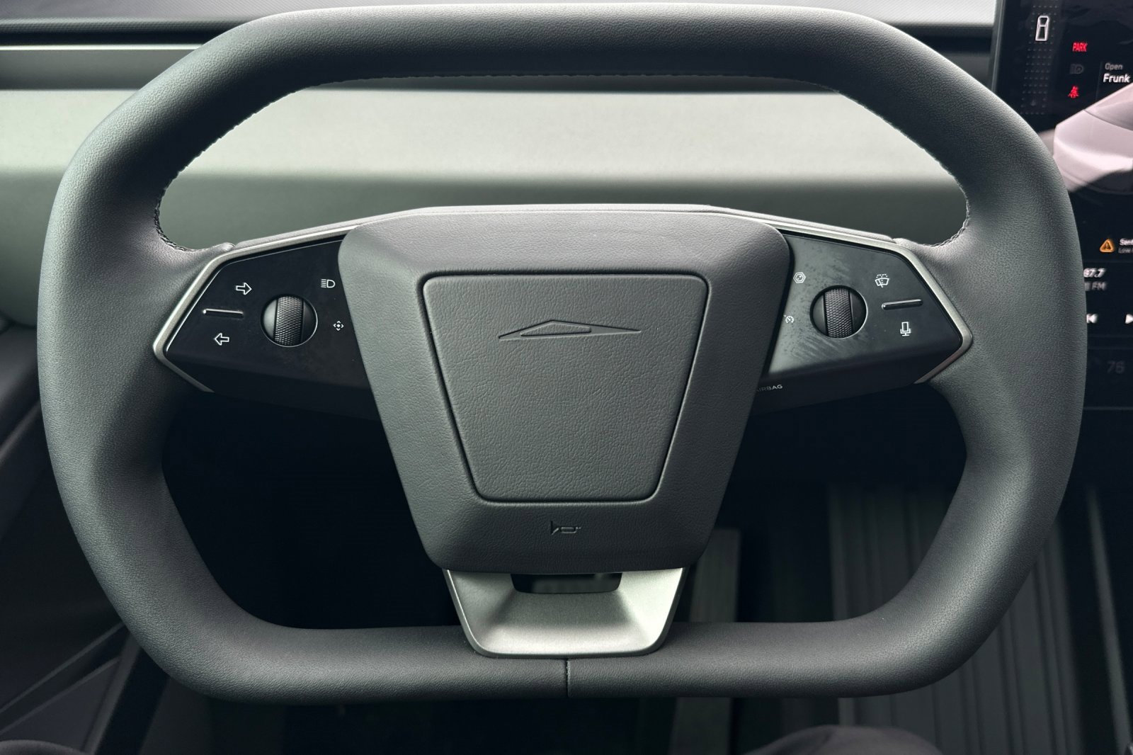 Used 2026 Tesla Cybertruck 2WD Crew Cab image 22