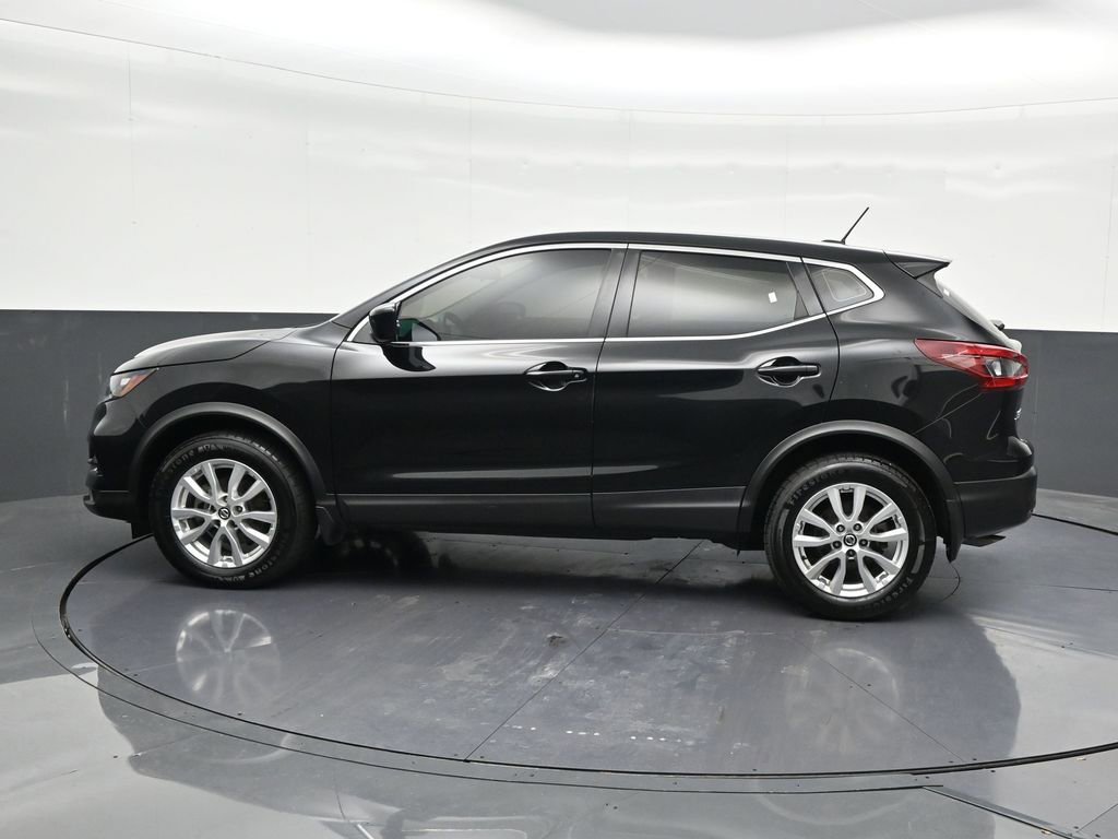 Used 2021 Nissan Rogue Sport S FWD image 2
