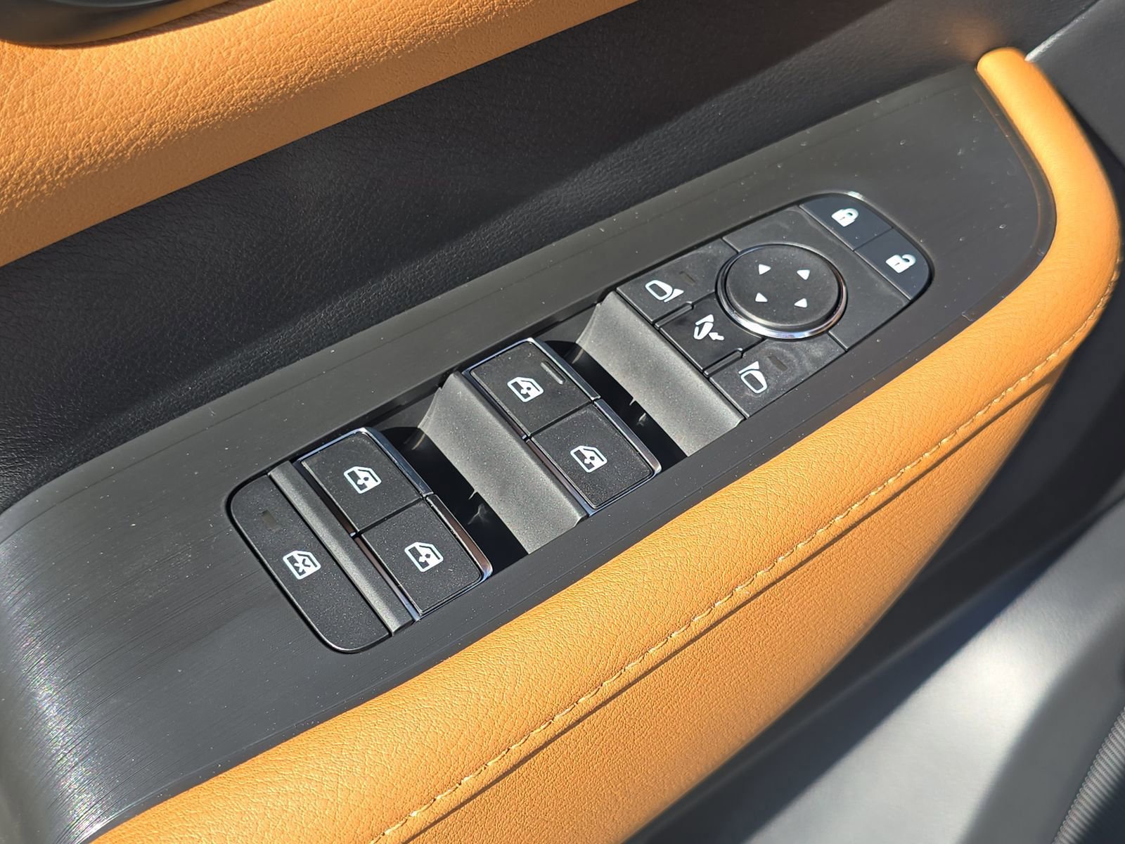 New 2026 Nissan Armada SL image 13