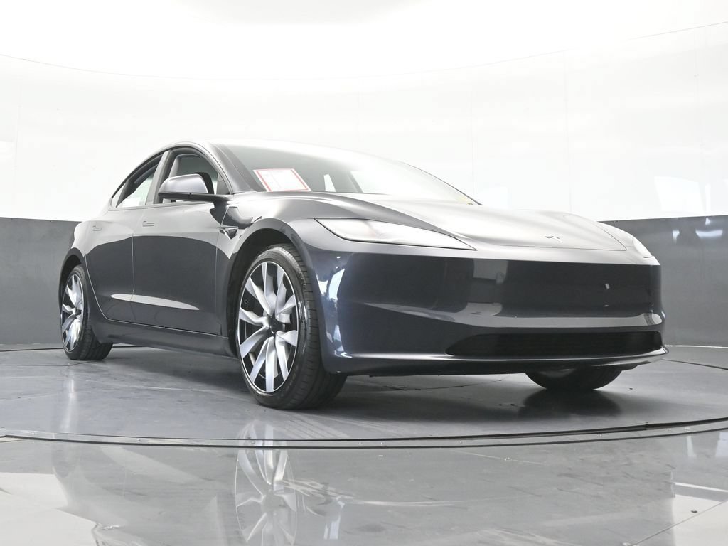 Used 2025 Tesla Model 3 Long Range RWD image 31