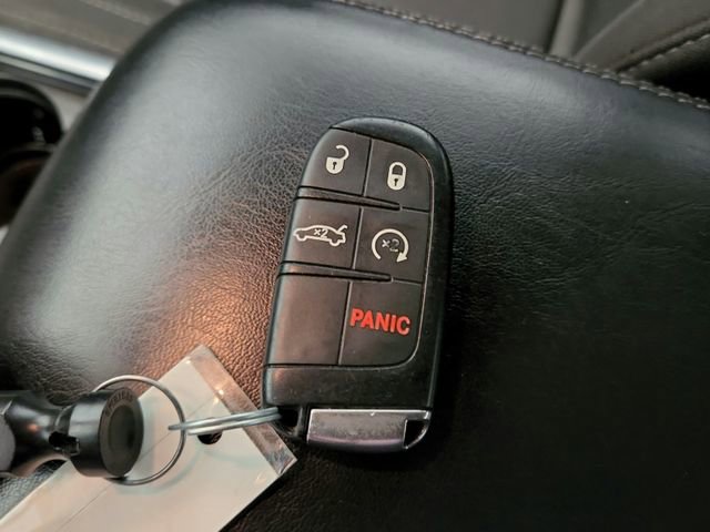 Used 2019 Dodge Charger SXT RWD image 34