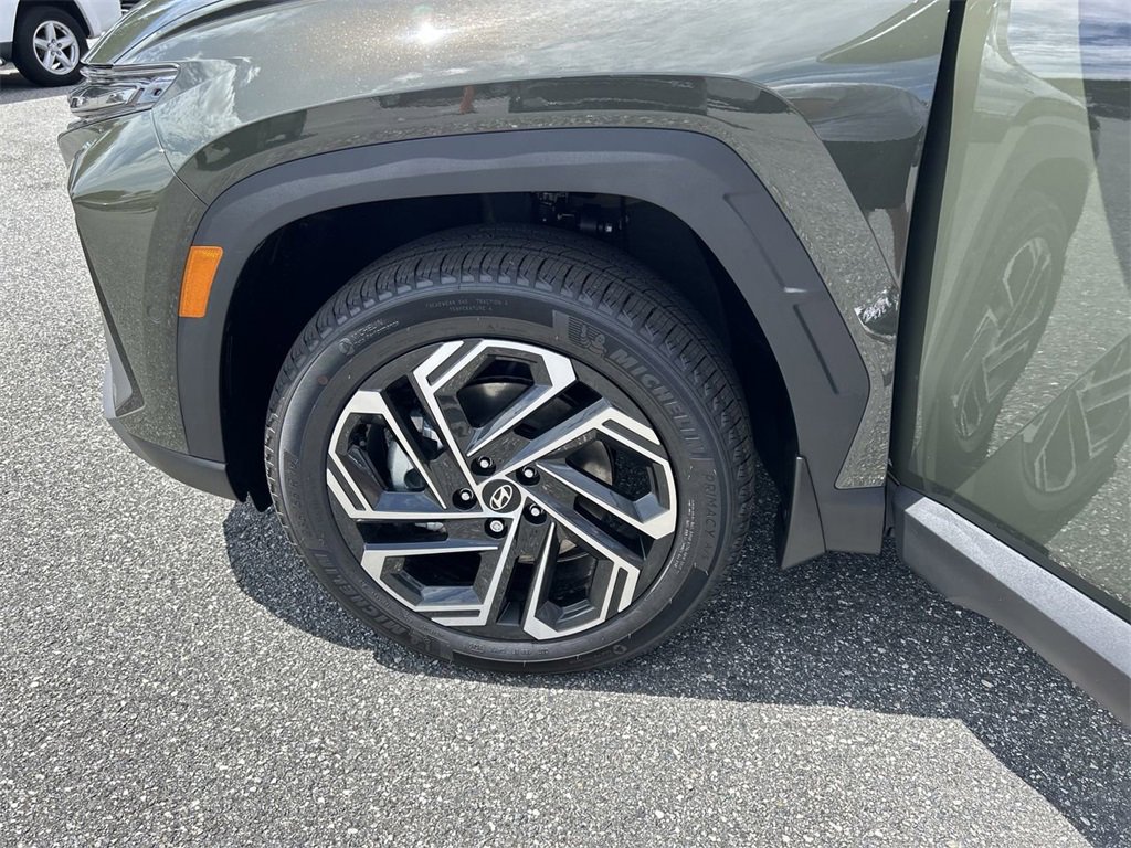 New 2025 Hyundai Tucson Limited image 33