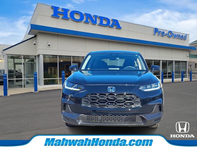 Used 2025 Honda HR-V LX image 2