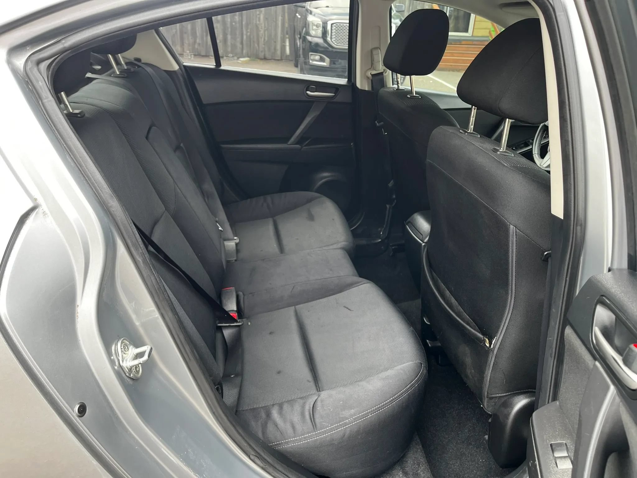 Used 2012 MAZDA MAZDA3 i Touring FWD image 14