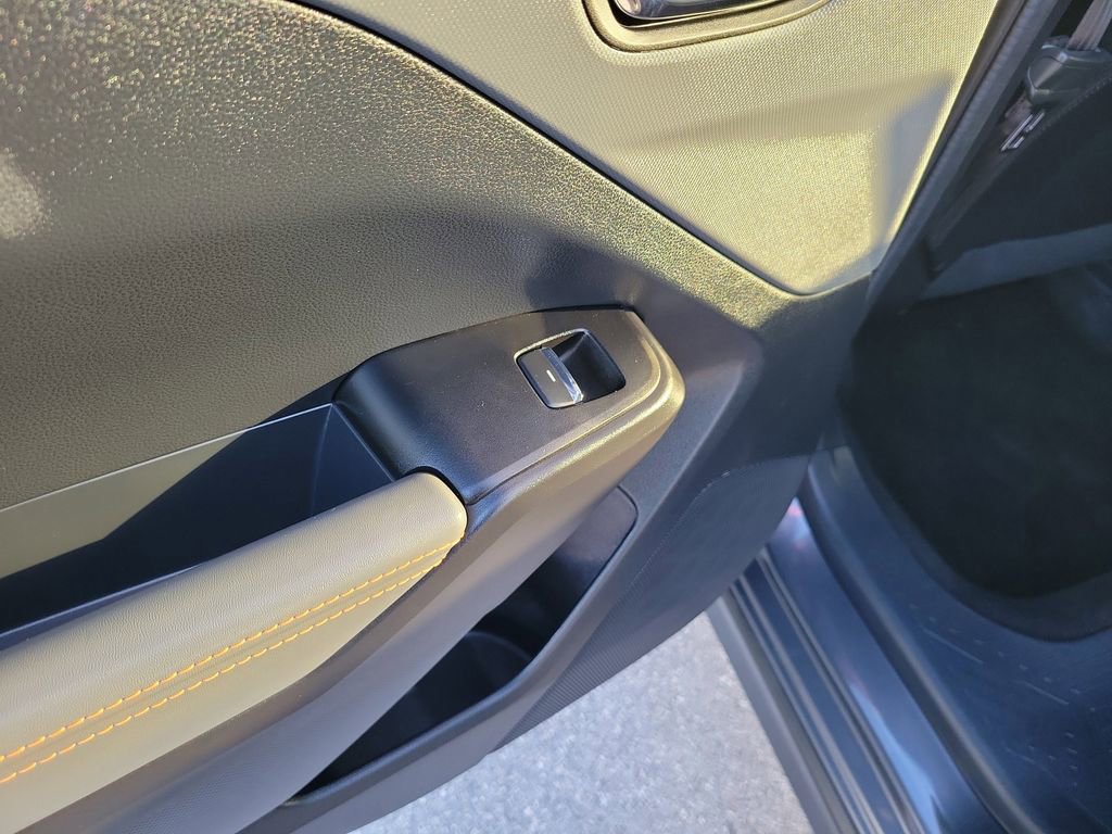 Used 2025 Subaru Crosstrek 2.5i Limited w/ Popular Package #3A image 12