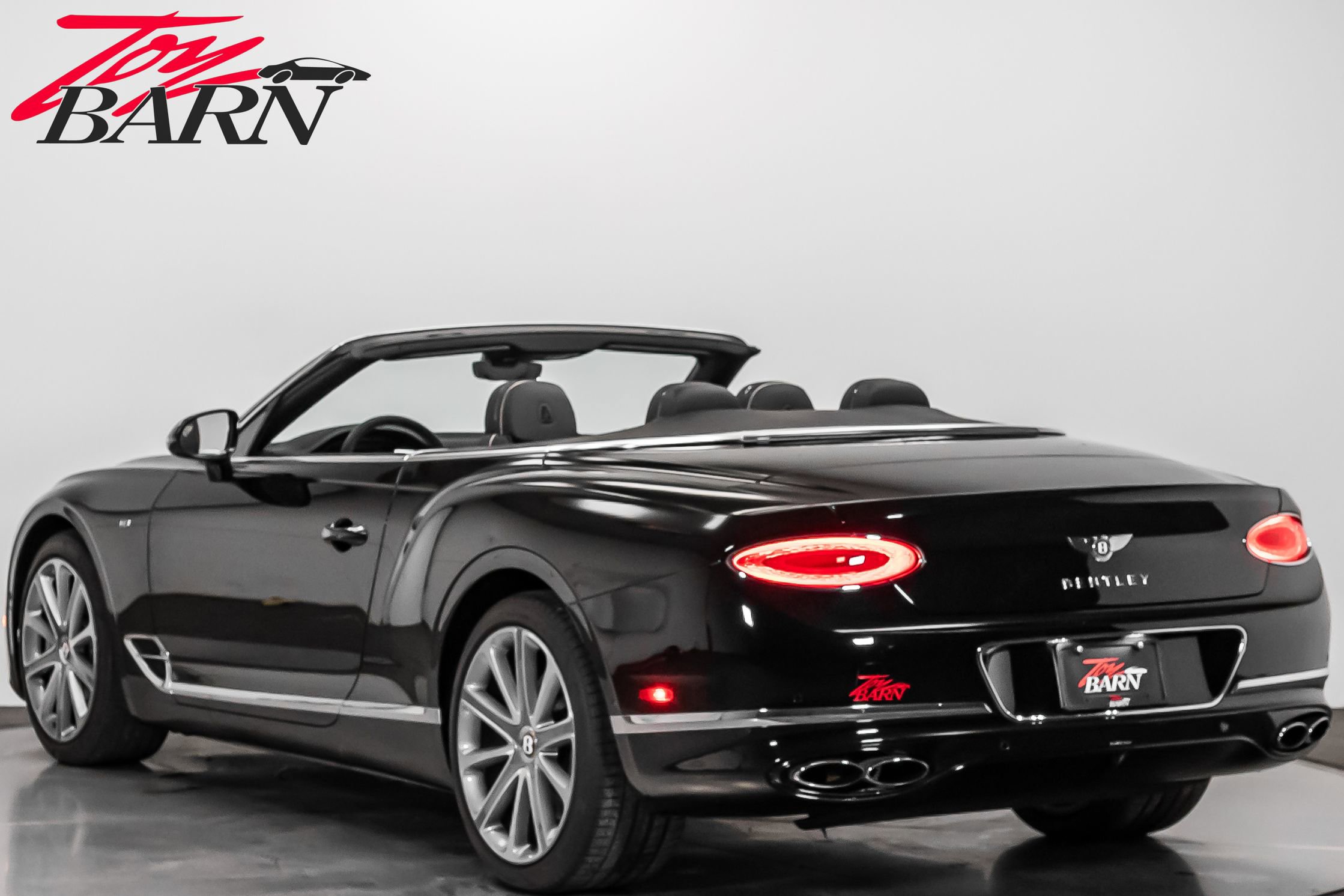 Used 2020 Bentley Continental GT image 3