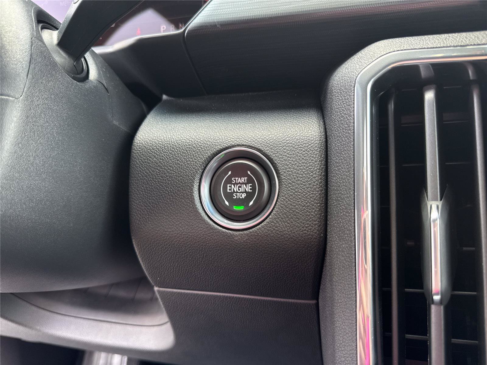 Certified 2026 GMC Acadia Elevation w/ Black Edition FWD image 28