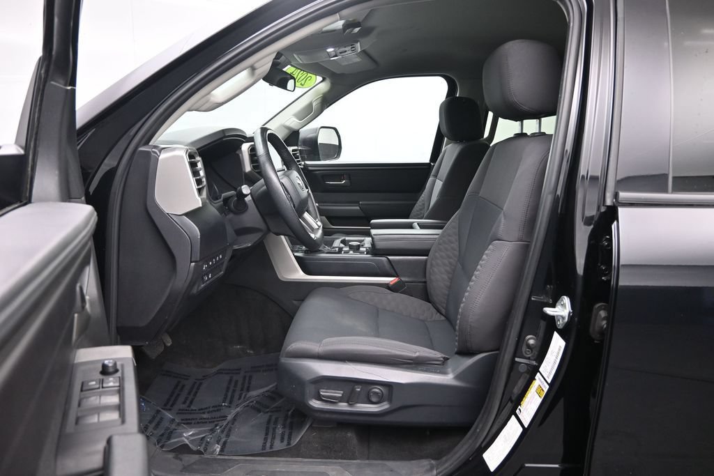 Used 2024 Toyota Tundra SR5 AWD/4WD image 17