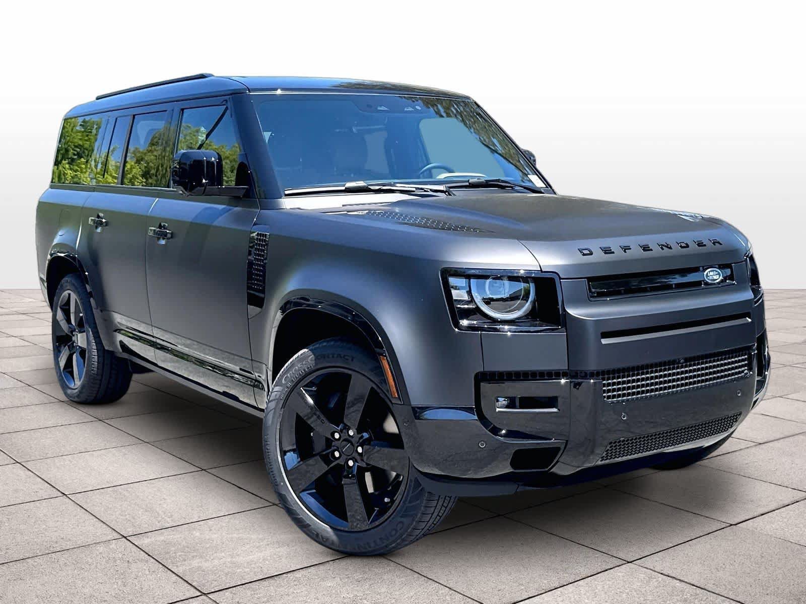 New 2026 Land Rover Defender 130 X-Dynamic SE AWD/4WD image 2