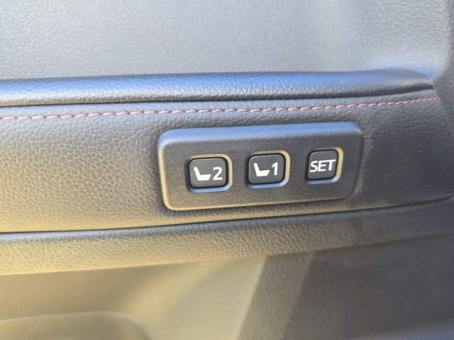 Used 2023 Toyota 4Runner Limited image 12