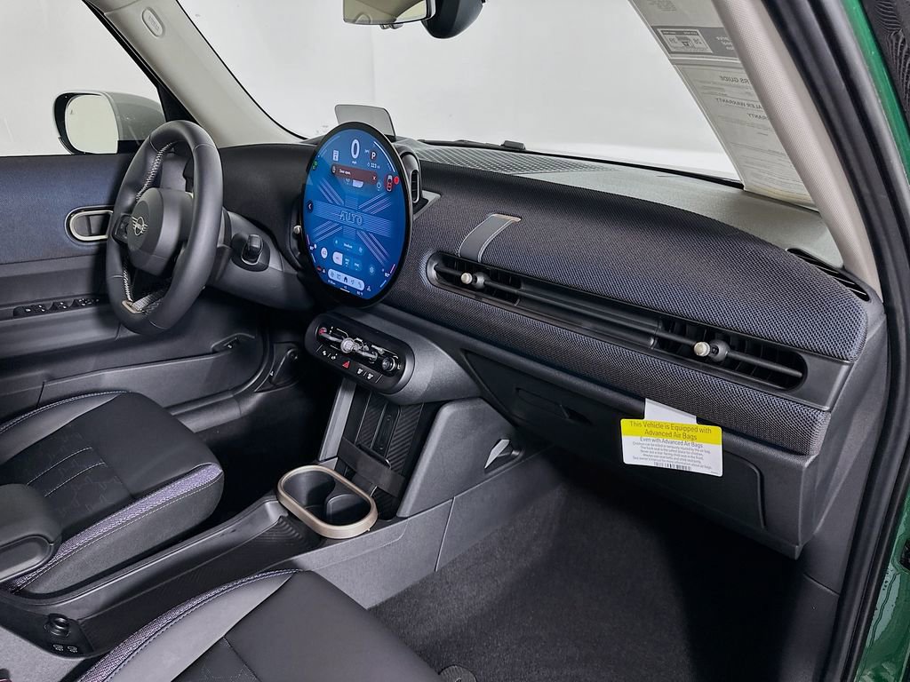 Certified 2025 MINI Cooper 4-Door Hardtop FWD image 28