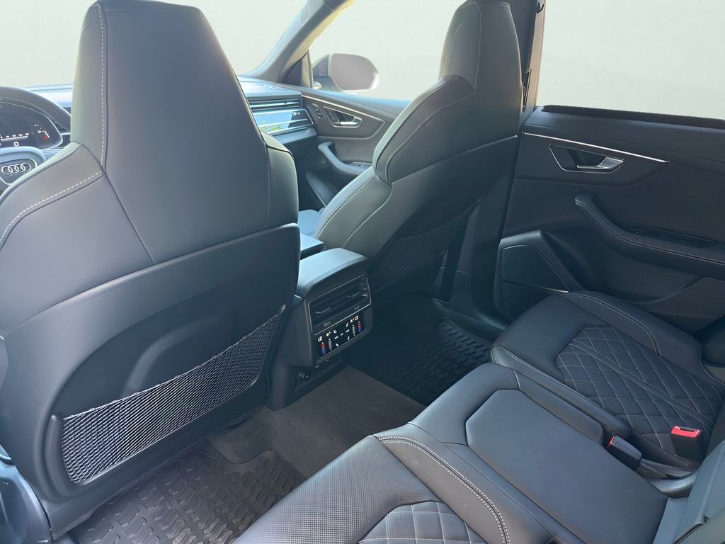 Used 2026 Audi SQ8 Prestige w/ Prestige Package AWD/4WD image 25