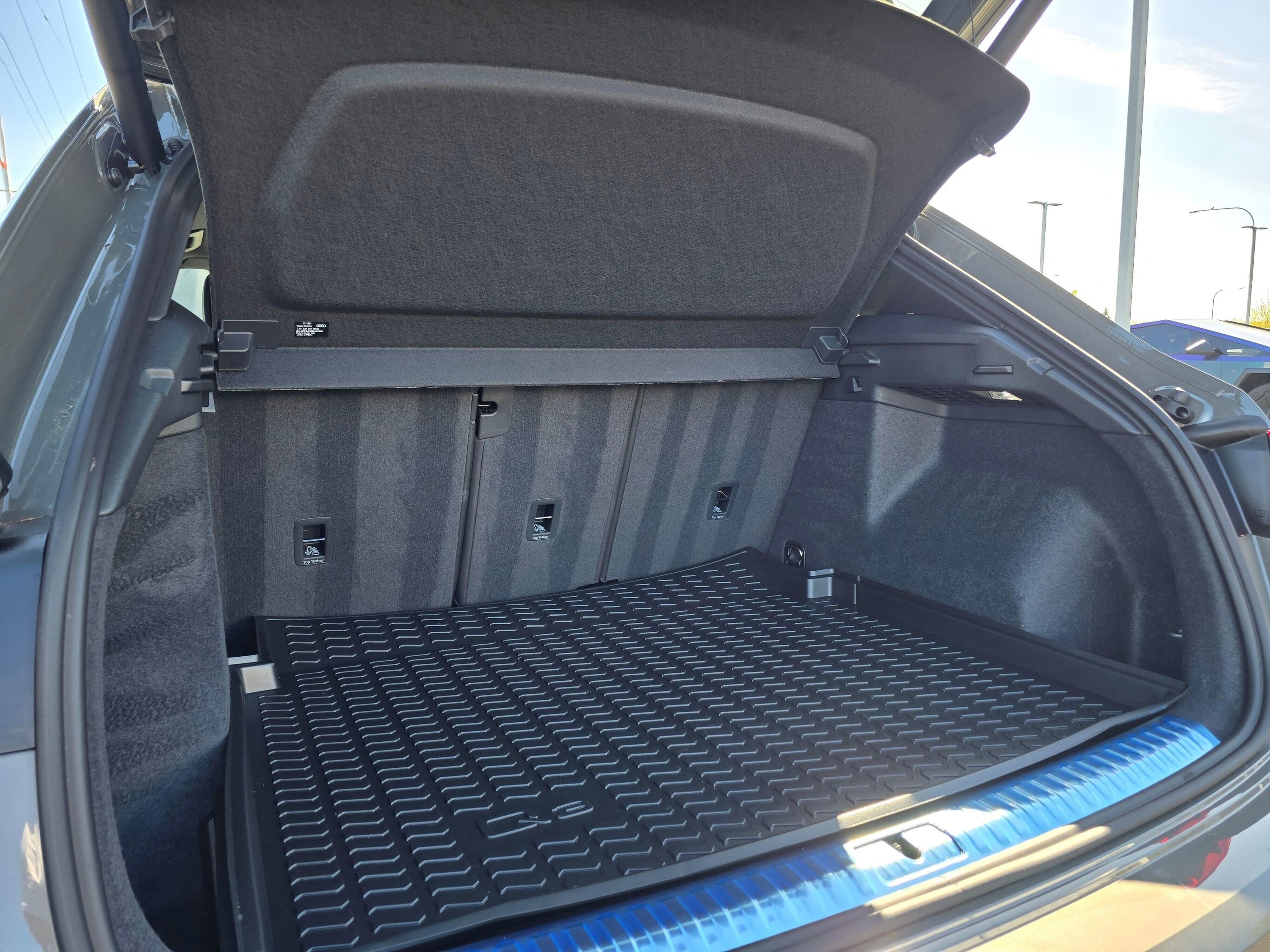 Certified 2025 Audi Q3 2.0T Premium Plus w/ Premium Plus Package image 22