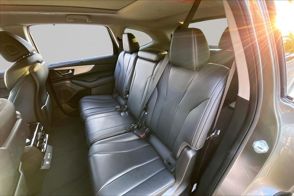 Used 2024 Acura MDX w/ Technology Package FWD image 18